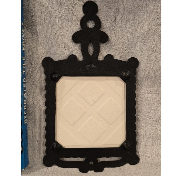 Vintage Cast Iron Decorated Tile‎ Trivet NIB - Picture 5 of 5
